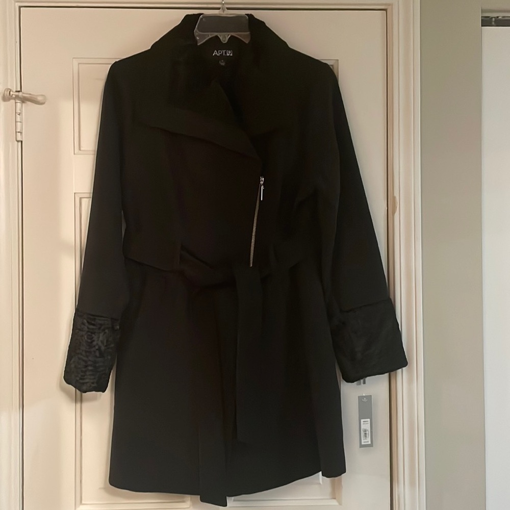 Womens NWT Coat